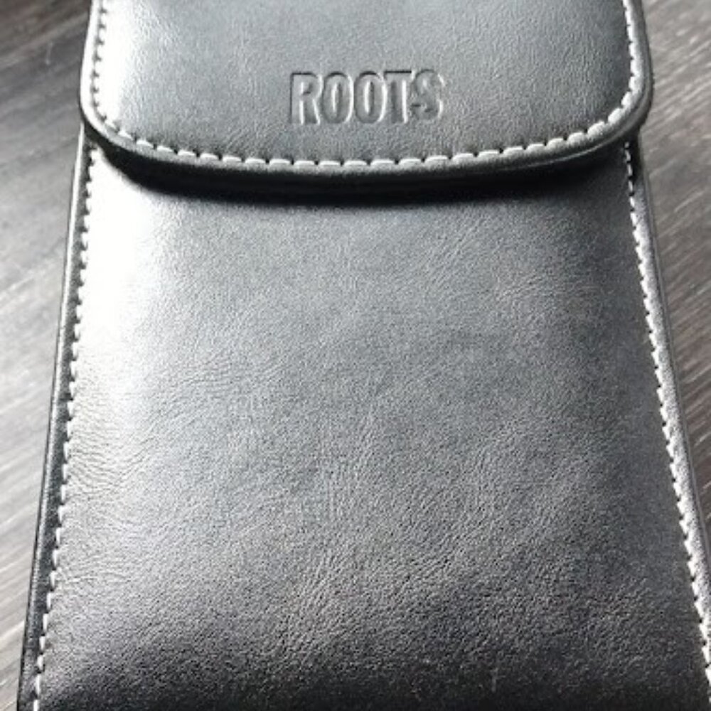 Roots Leather Universal Phone Holster